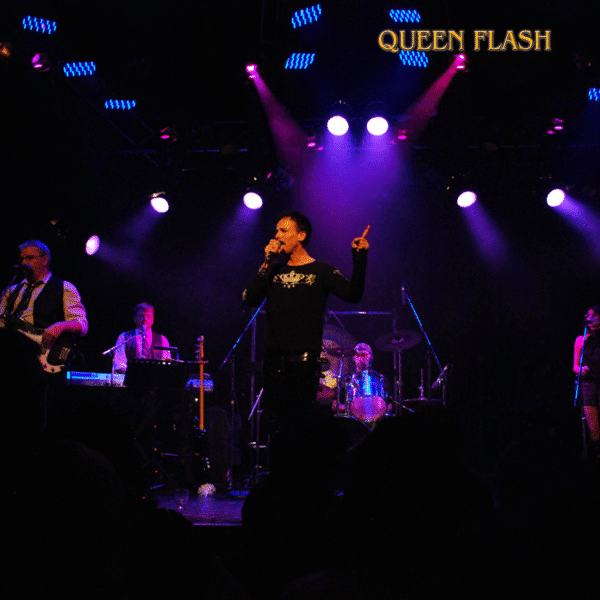 Queen Flash - Concert - Coeur Invincible